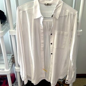Adorable long sleeve cotton button down.